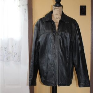 Men’s Leather Jacket